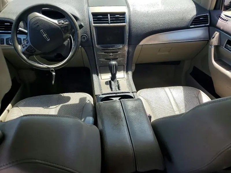 2011 LINCOLN MKX   