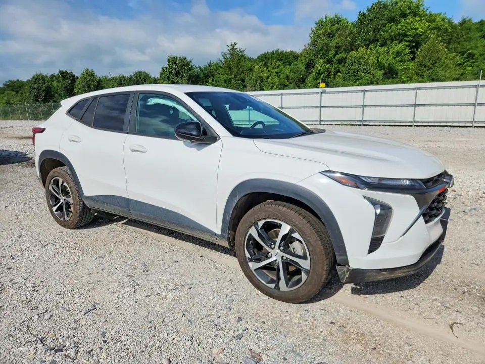 2024 CHEVROLET TRAX 1RS  