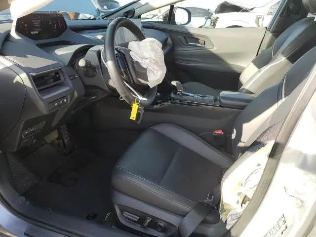 2023 TOYOTA PRIUS LE  