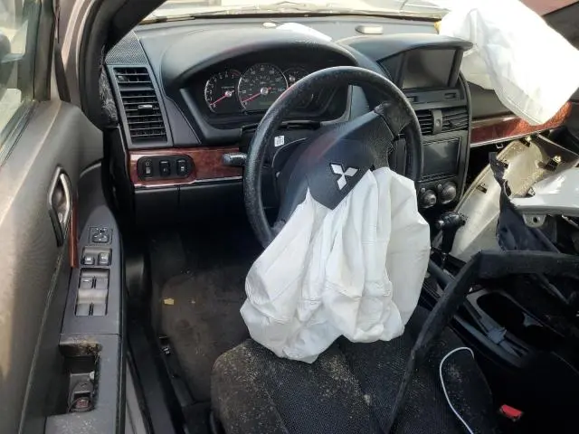 2011 MITSUBISHI GALANT ES