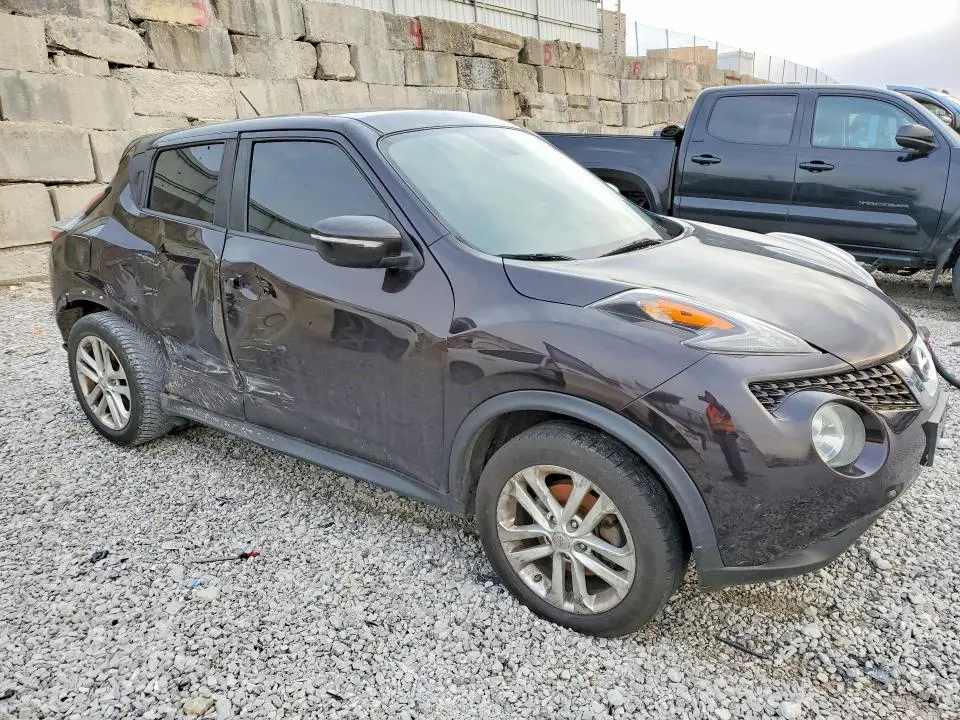 2016 NISSAN JUKE S  