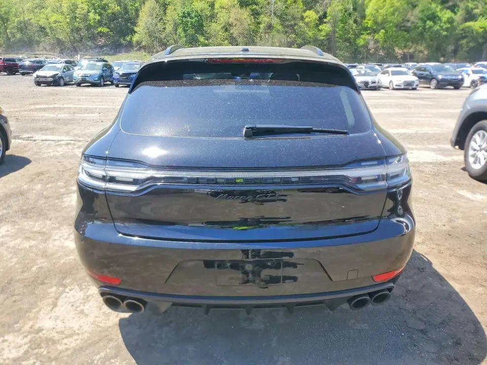 2021 PORSCHE MACAN GTS  