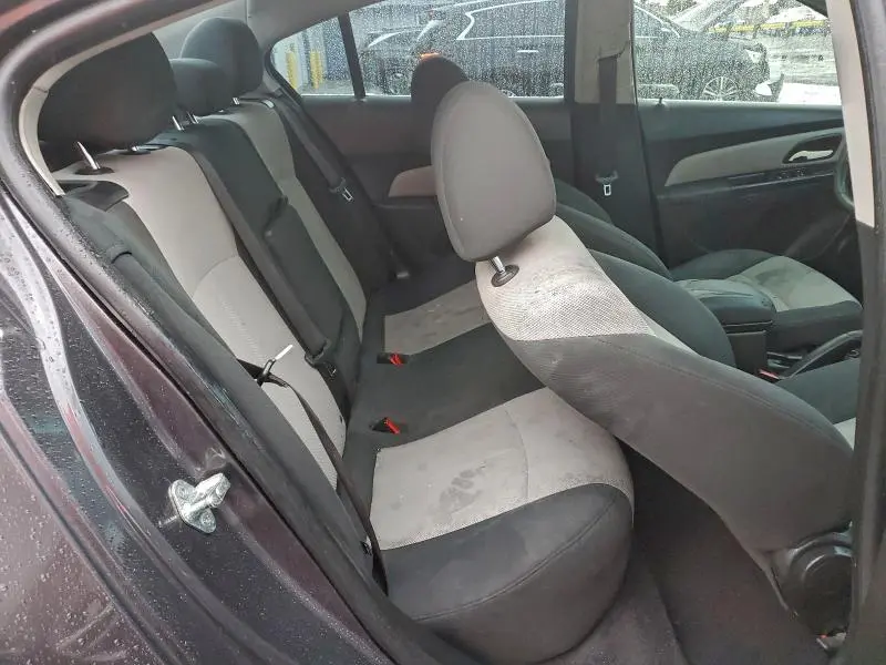 2011 CHEVROLET CRUZE LS  