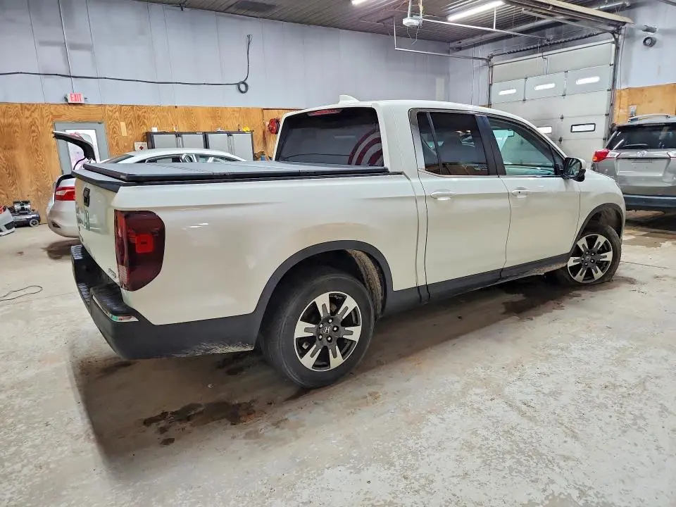 2017 HONDA RIDGELINE RTL  