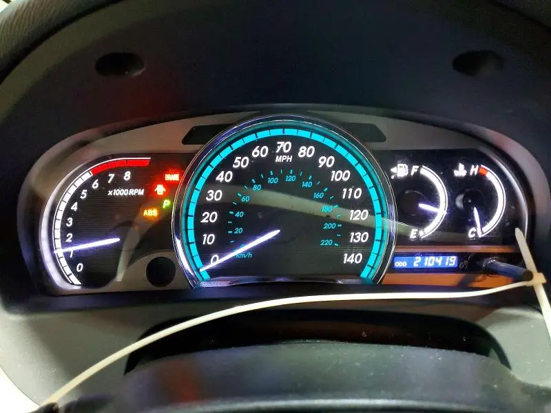 2013 TOYOTA VENZA LE  