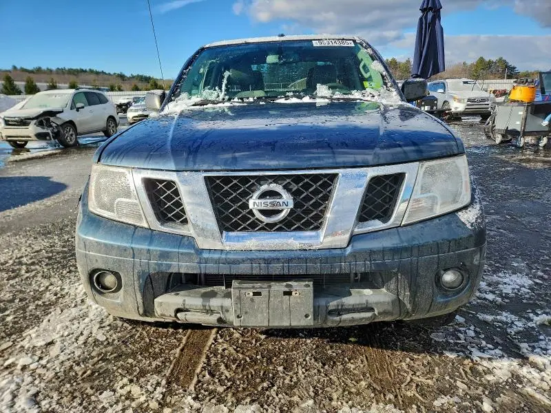 2013 NISSAN FRONTIER S  