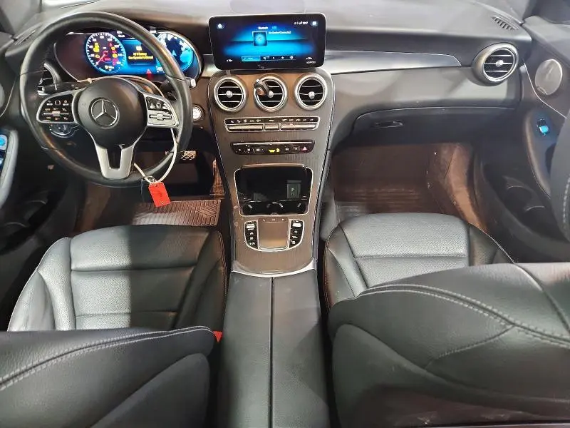 2021 MERCEDES-BENZ GLC 300 4MATIC  
