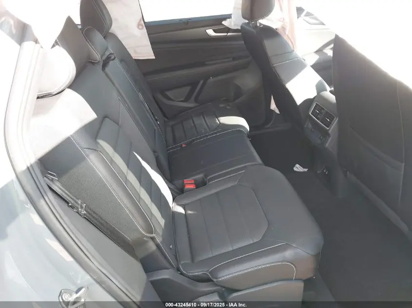 2025 VOLKSWAGEN ATLAS CROSS SPORT 2.0T SEL R-LINE BLACK