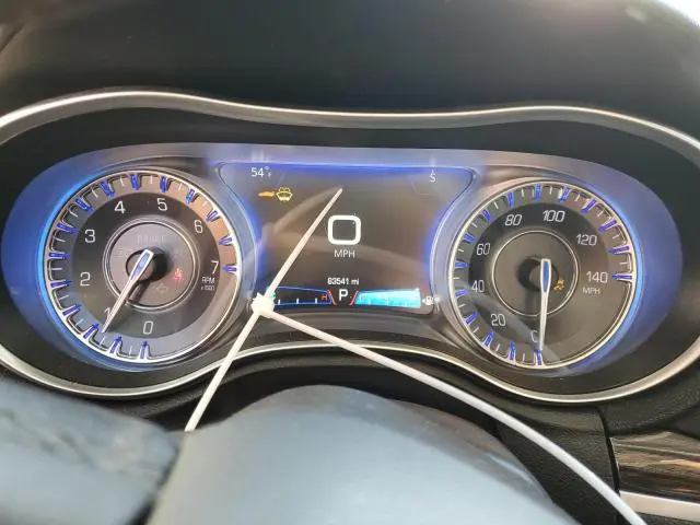 2017 CHRYSLER 300 LIMITED  