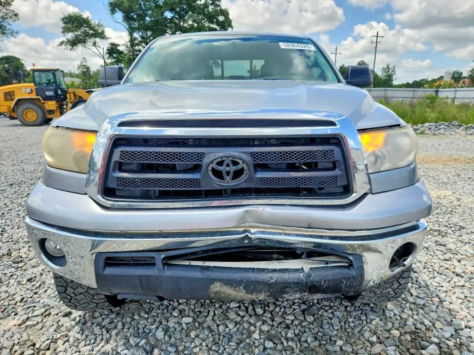 2011 TOYOTA TUNDRA DOUBLE CAB SR5  