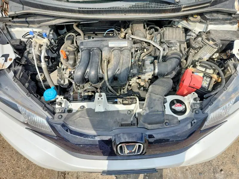 2015 HONDA FIT LX  