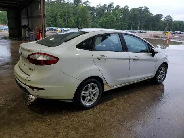 2017 FORD FIESTA SE