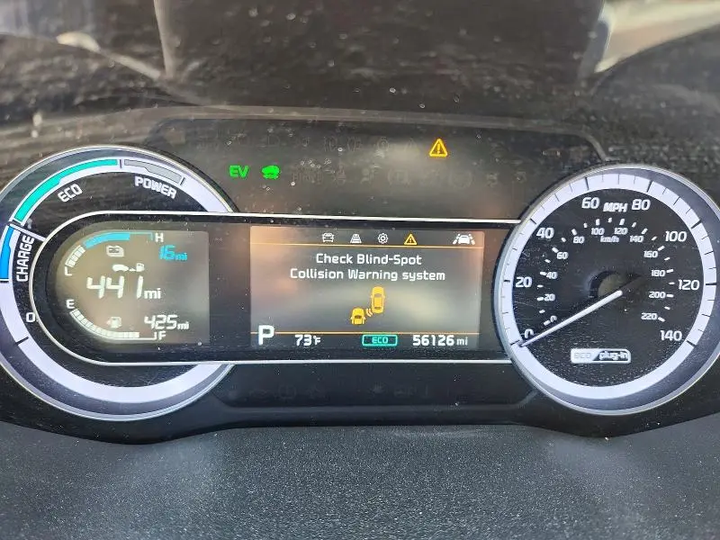 2022 KIA NIRO LXS  