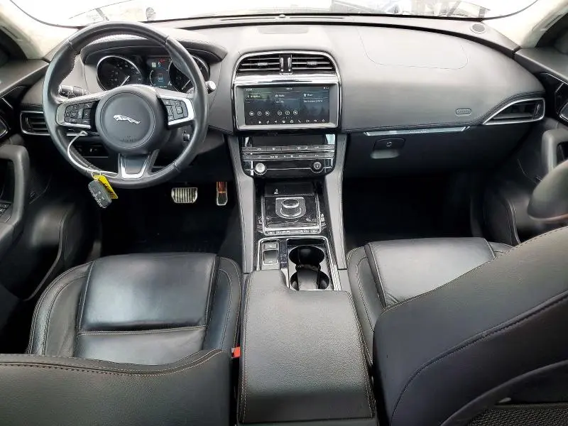 2019 JAGUAR F-PACE PRESTIGE  
