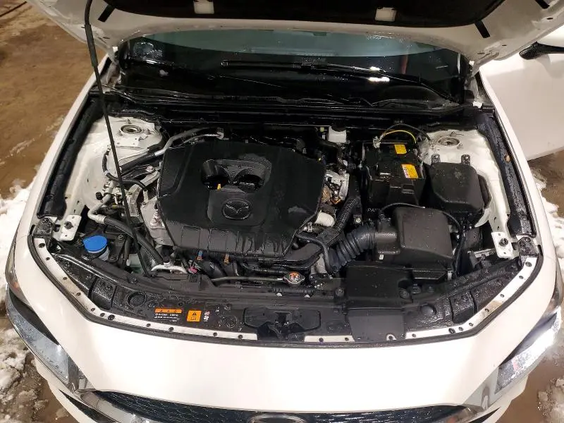 2025 MAZDA 3 PREFERRED  