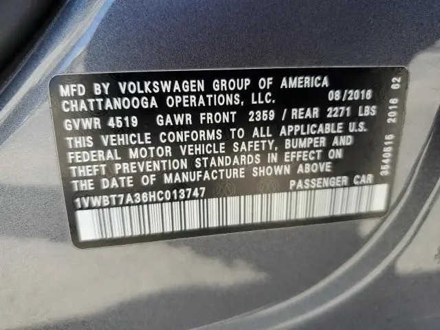 2017 VOLKSWAGEN PASSAT SE  