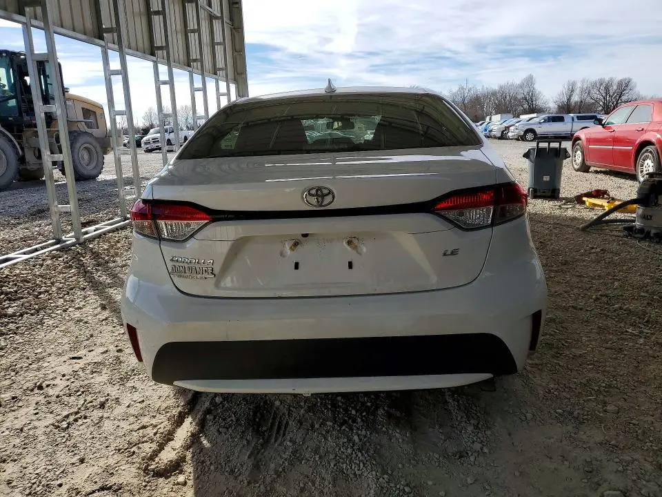 2022 TOYOTA COROLLA LE  