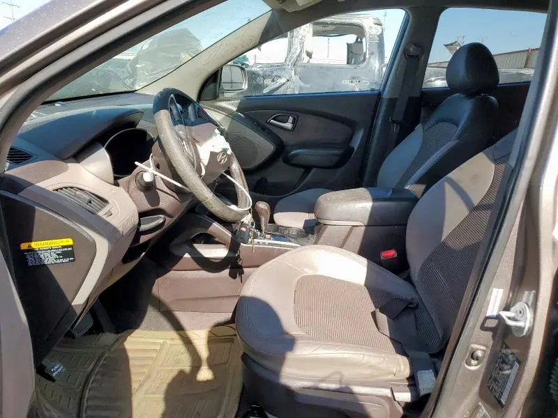 2011 HYUNDAI TUCSON GLS  