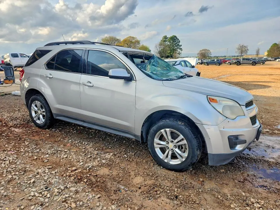 2011 CHEVROLET EQUINOX LT  