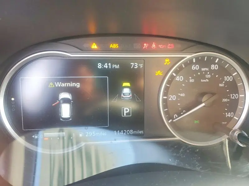 2019 NISSAN KICKS SV  