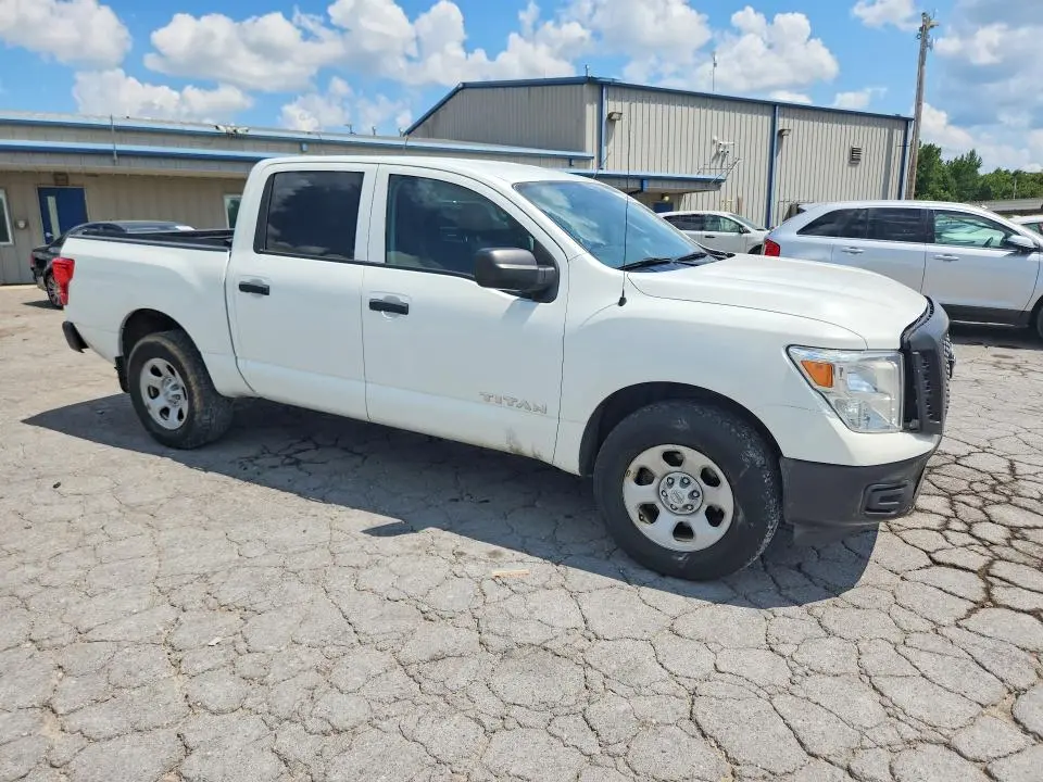 2017 NISSAN TITAN S  