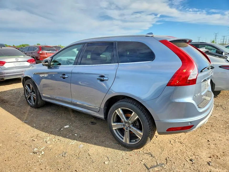 2017 VOLVO XC60 T6 DYNAMIC  