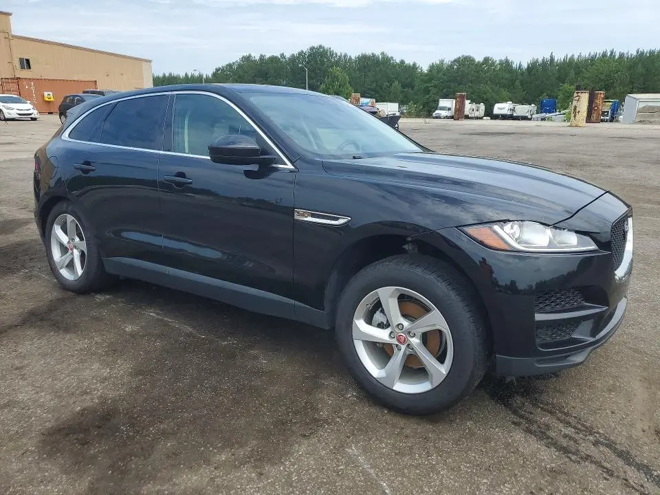 2020 JAGUAR F-PACE   