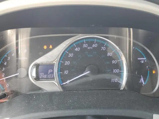 2012 TOYOTA SIENNA XLE  