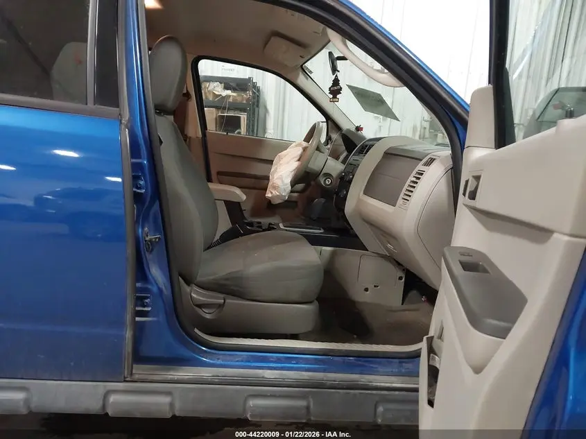 2012 FORD ESCAPE XLS