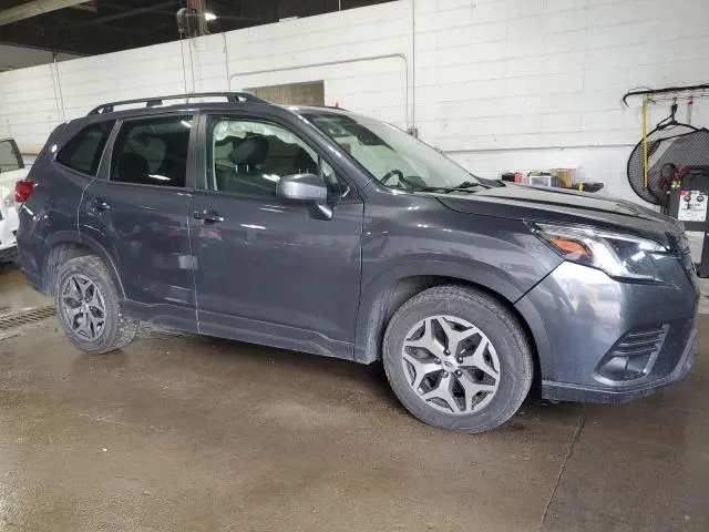 2022 SUBARU FORESTER PREMIUM  
