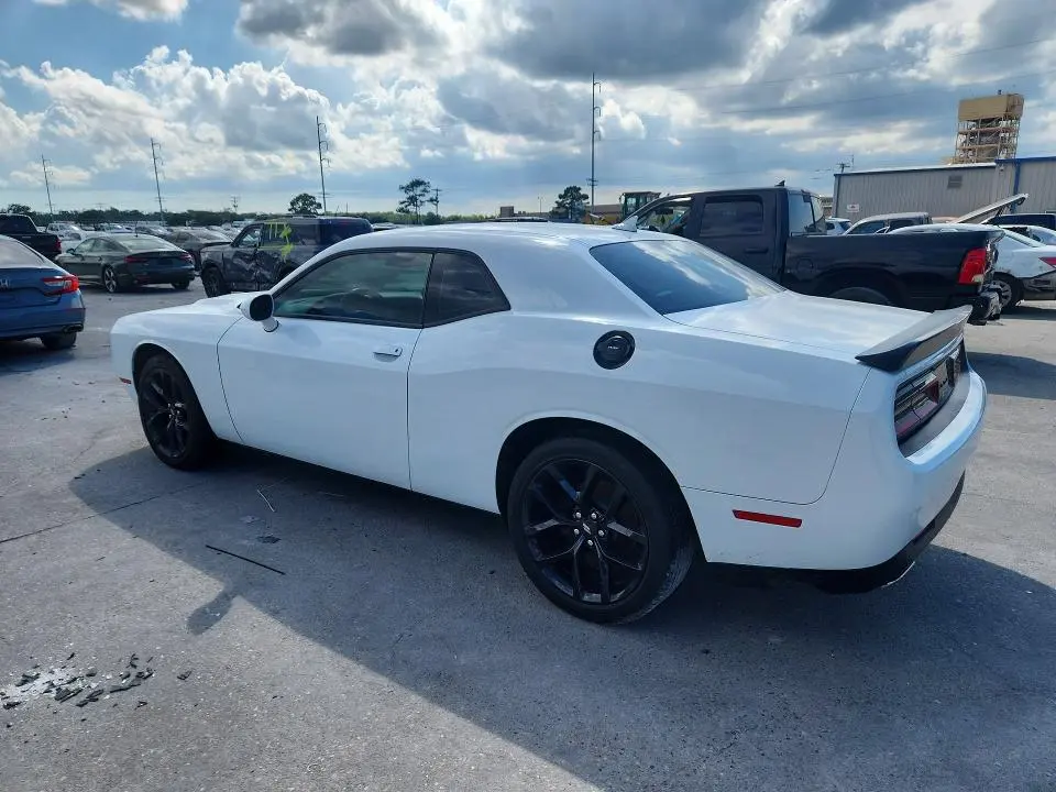2021 DODGE CHALLENGER SXT  