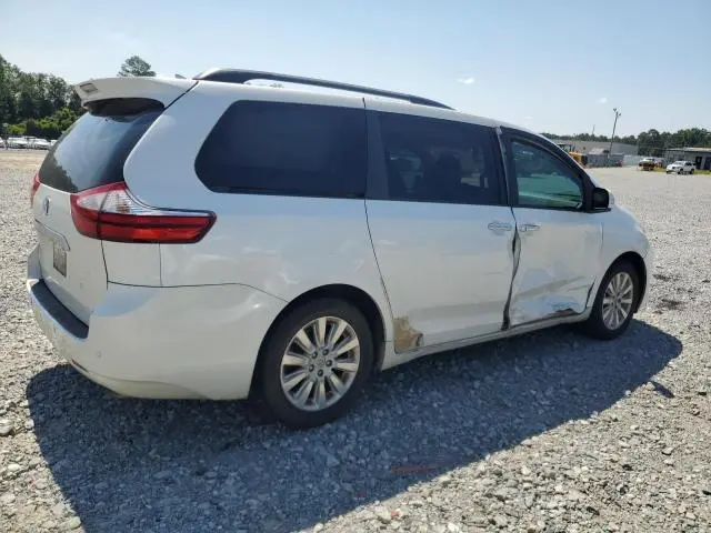 2015 TOYOTA SIENNA XLE  