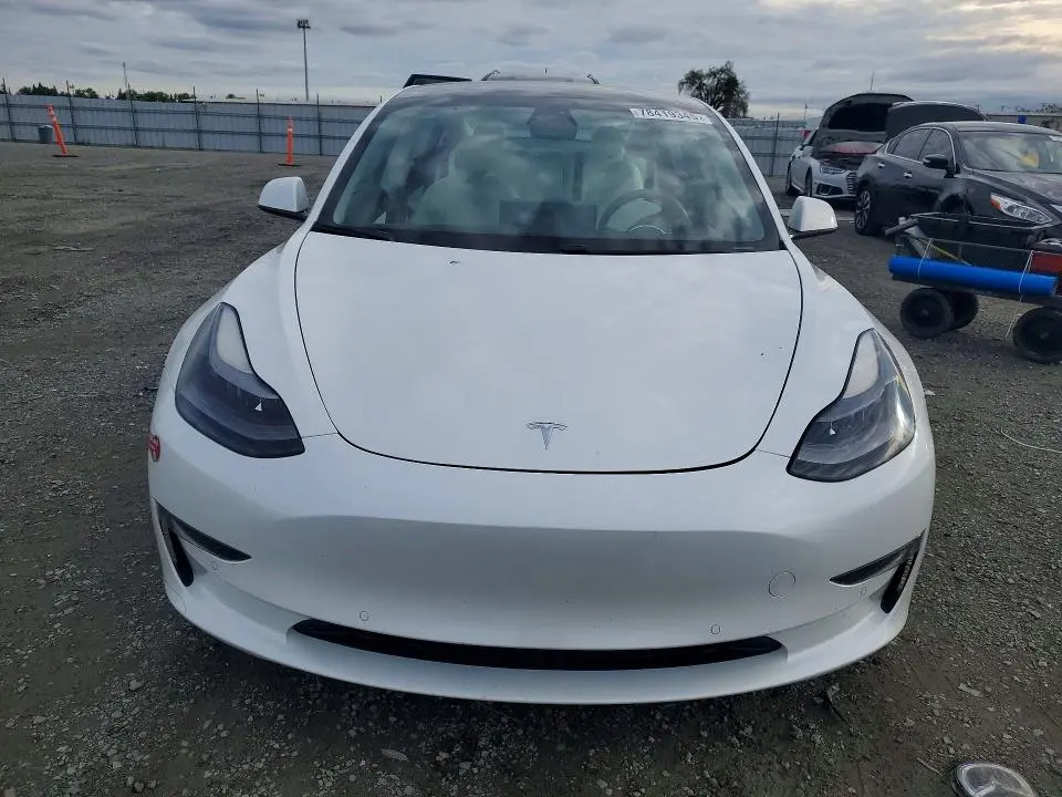 2021 TESLA MODEL 3   
