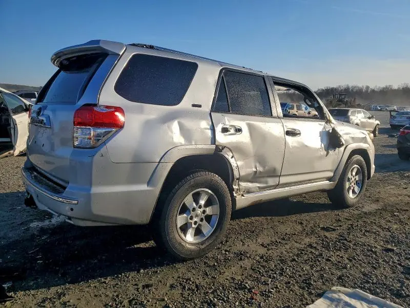2013 TOYOTA 4RUNNER SR5  