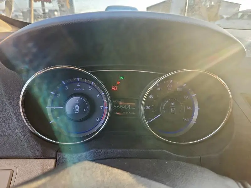 2011 HYUNDAI SONATA GLS  