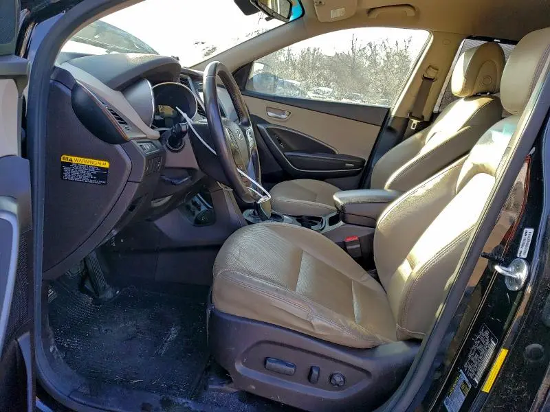 2017 HYUNDAI SANTA FE SE  