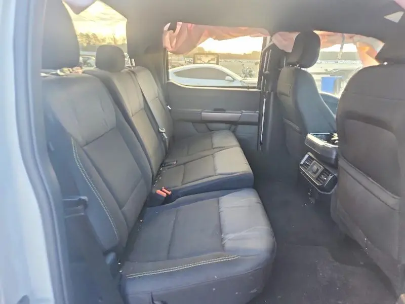 2024 FORD F150 STX  