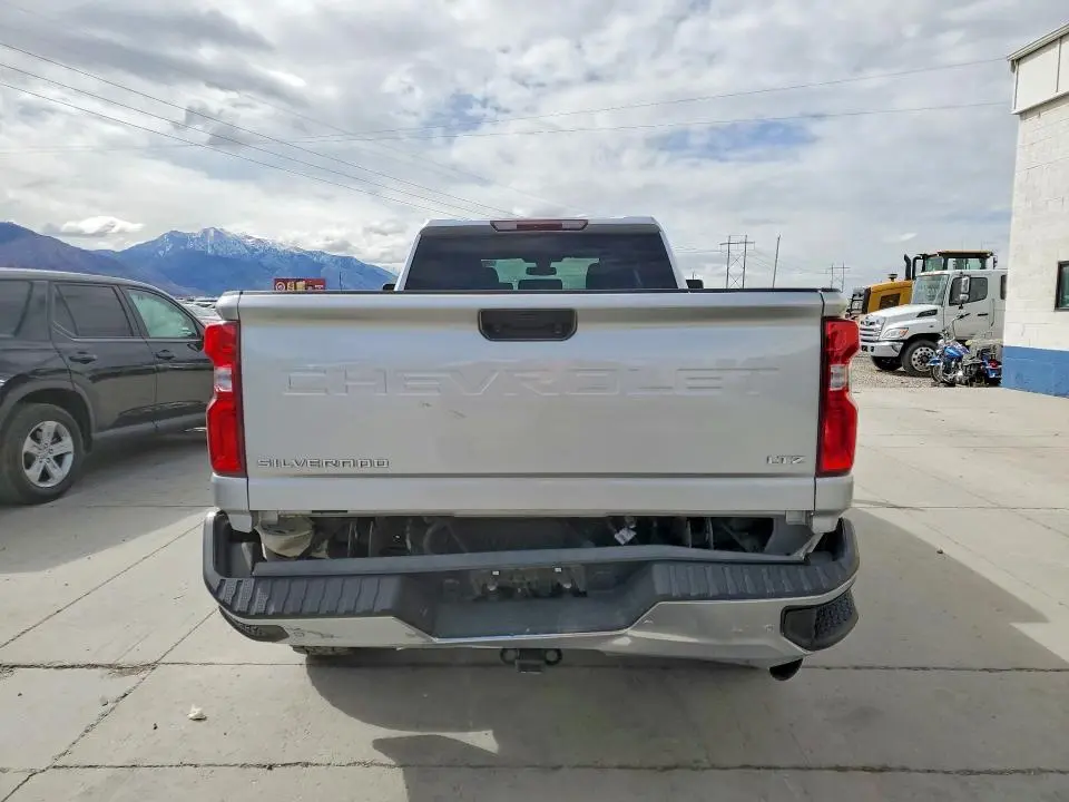 2022 CHEVROLET SILVERADO K3500 LTZ  
