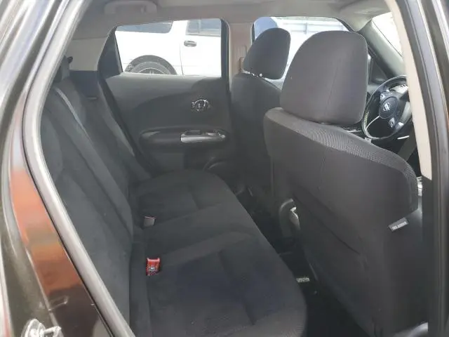 2011 NISSAN JUKE S