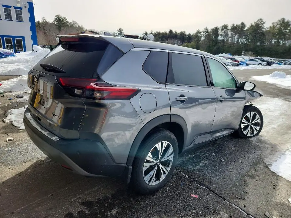 2021 NISSAN ROGUE SV  