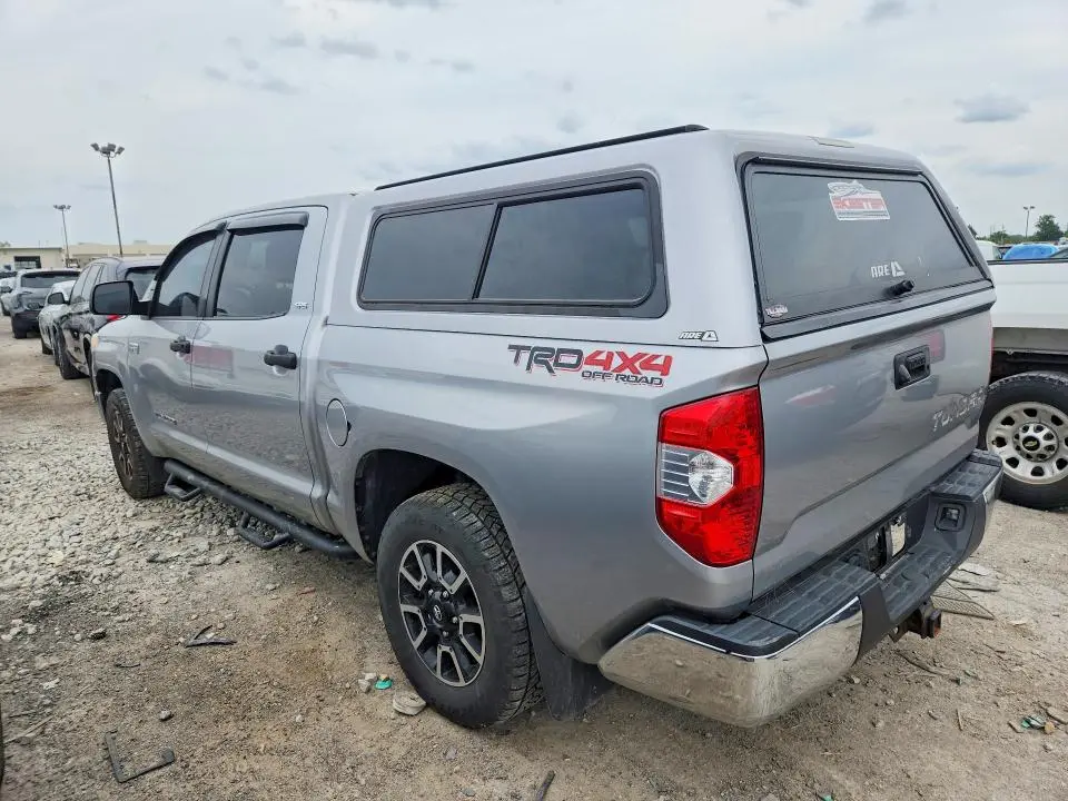 2016 TOYOTA TUNDRA SR5  