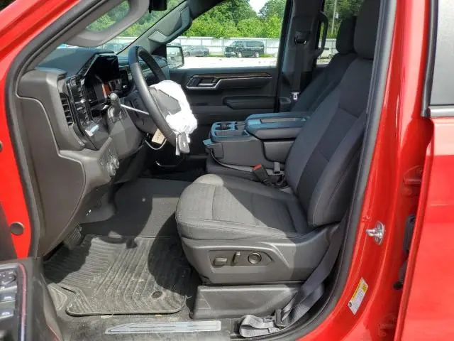 2025 CHEVROLET SILVERADO C1500 LT  