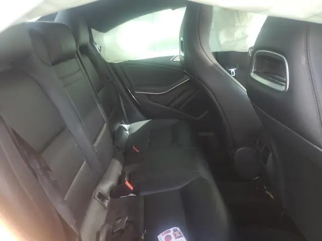 2015 MERCEDES-BENZ CLA 250  