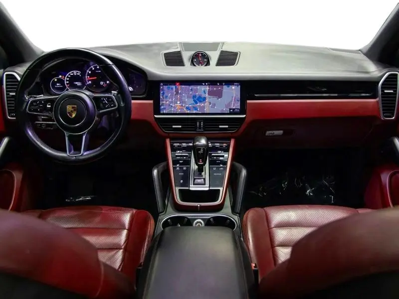 2019 PORSCHE CAYENNE   