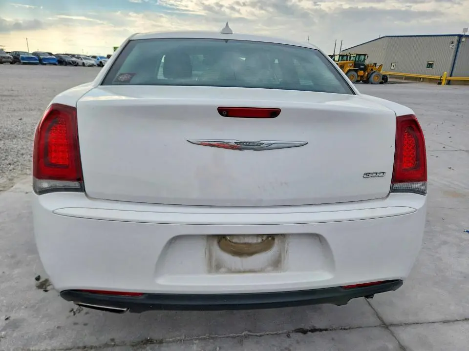 2019 CHRYSLER 300 TOURING  