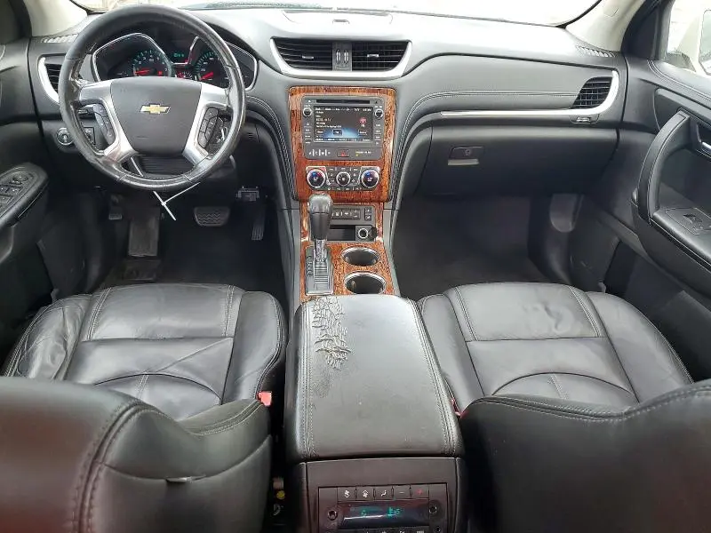 2013 CHEVROLET TRAVERSE LT  