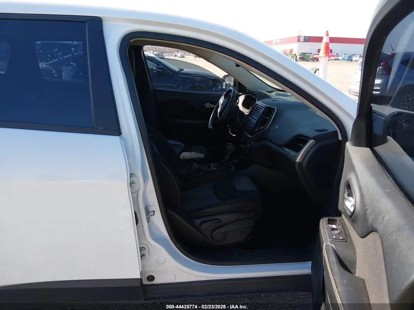 2014 JEEP CHEROKEE SPORT