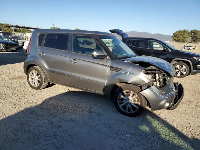2013 KIA SOUL +  