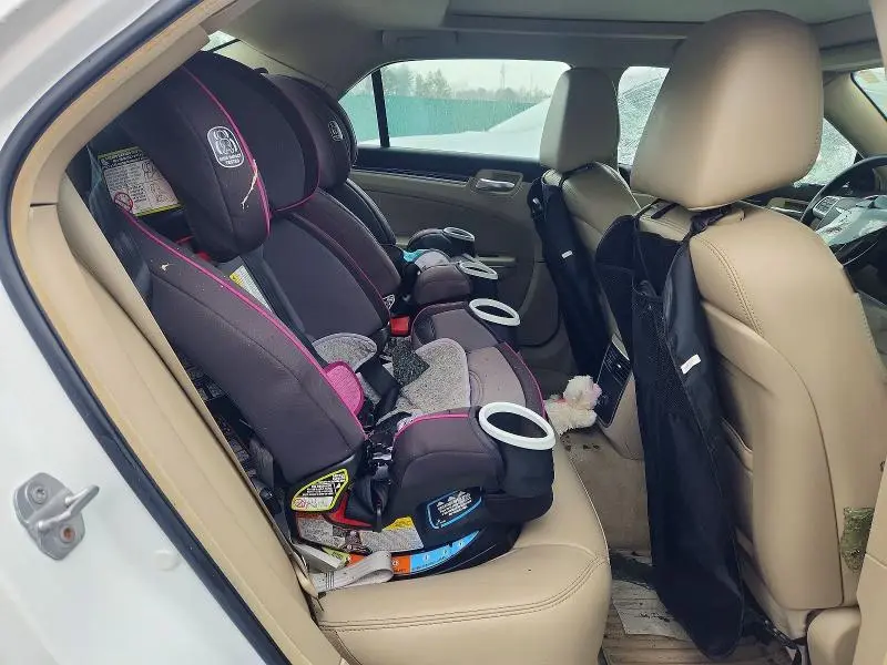 2011 CHRYSLER 300 LIMITED  