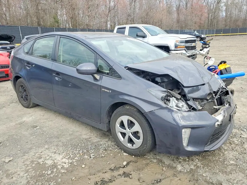 2015 TOYOTA PRIUS TWO  